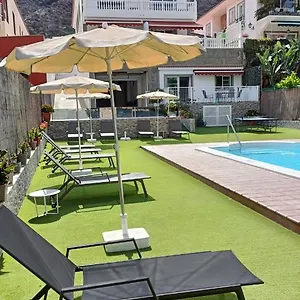 Mogan Sol , Puerto De Mogan España